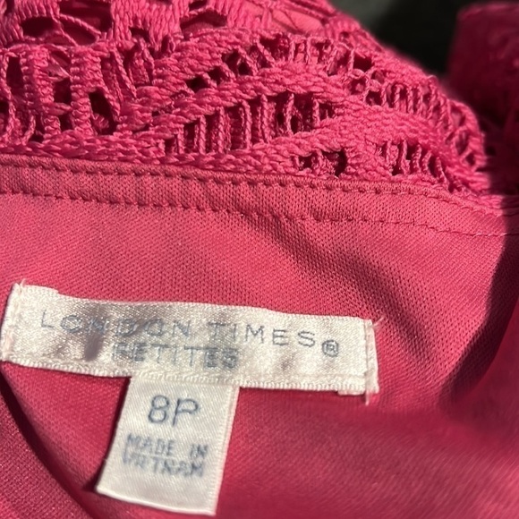 LONDON TIMES PETITES LACE DRESS WITH LINING SIZE 8P - Picture 7 of 8